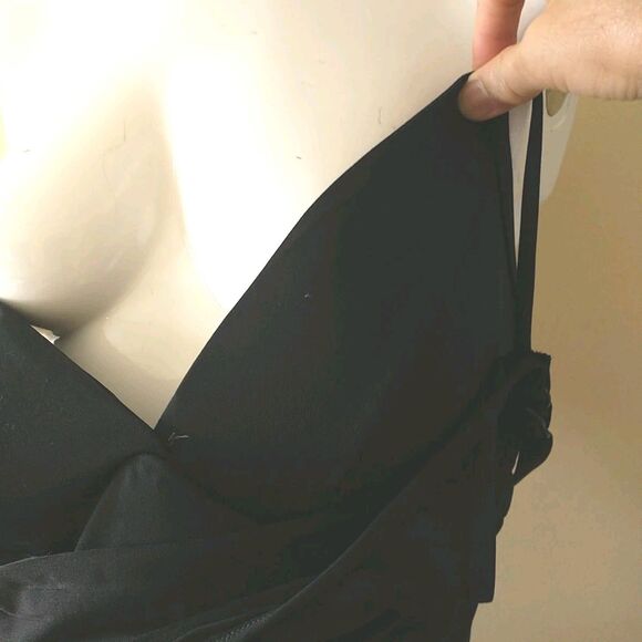 JETS Jessika Allen One Piece Swimsuit 10 Black Striped Pads Underwired Lined - Picture 3 of 14